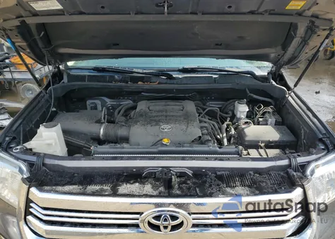 2016 Toyota Tundra Crewmax Sr5 z USA, uszkodzony, nr VIN 5TFEW5F18GX211627